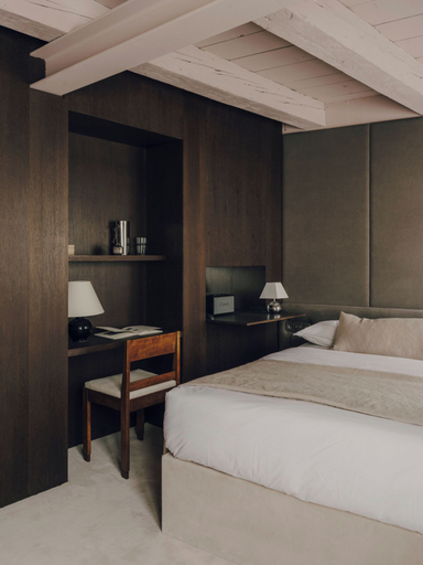 Room 4, Auberge LAPLACE, Haute-Loire