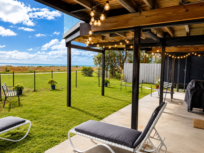 Balcony 4, Coastal 3-bed Haven With Panoramic Views, Greater Geelong - Pt B