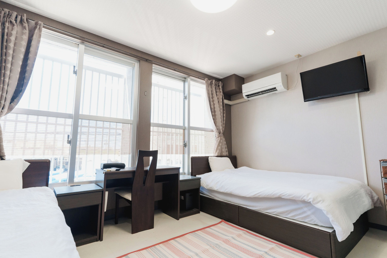 Room 4, ishigaki bus terminal inn, Ishigaki