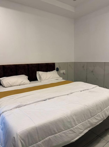 Room 2, Apni Haveli Hotel And Family Restaurant, Udham Singh Nagar