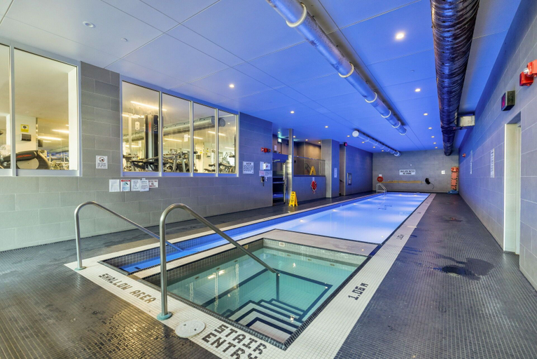 Pool, HarbourtFront Center, Toronto