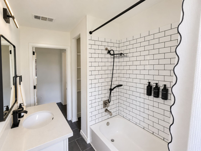 Bathroom 3, Oak & Ash Lindale Park Houston, Houston