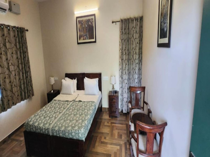 Room 2, Tiger Woods Ranthambore, Sawai Madhopur