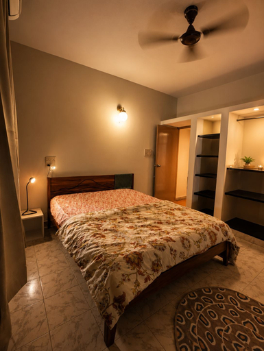Room 4, 2bhk Malleswaram templeview-veg only, Bangalore