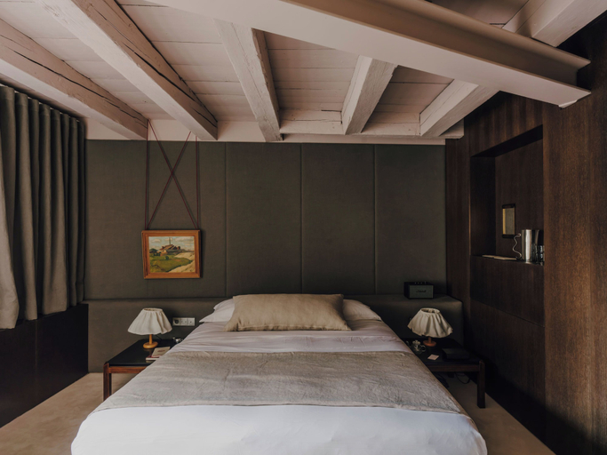 Room 5, Auberge LAPLACE, Haute-Loire
