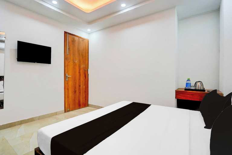 Room 3, Townhouse Oak Sector 143B Noida, Gautam Buddha Nagar