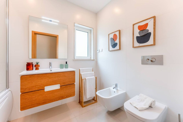 Room 2, Adega Luxury Marina Centro Piscina, Lagos