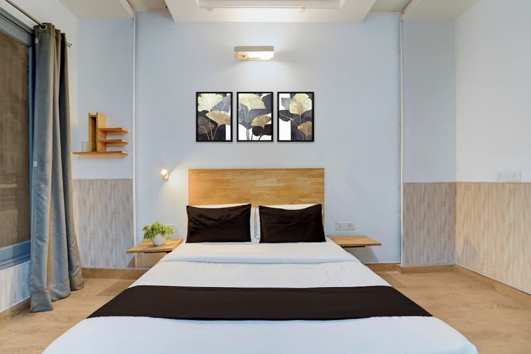 Room 4, Townhouse Sector 49 Sohna Road, Gurgaon