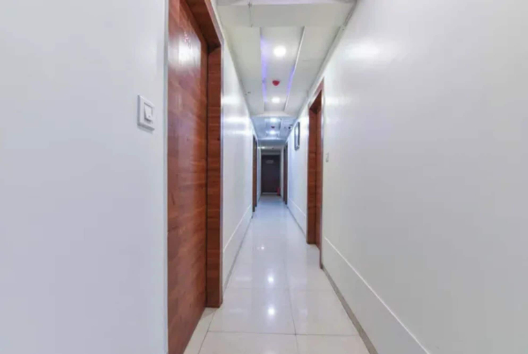 Lobby 3, FabHotel Visat, Ahmadabad