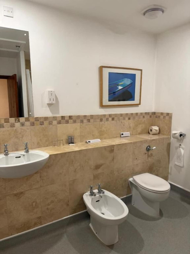 Bathroom 4, Ivy House Country Hotel, Suffolk