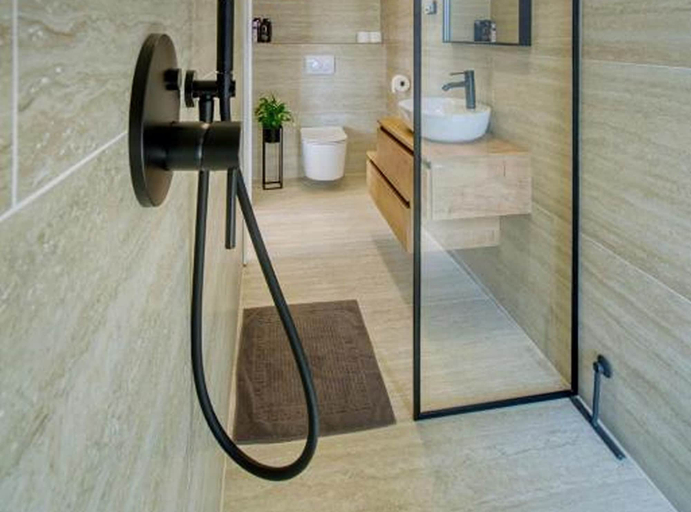 Bathroom 2, Villa One, Jastrebarsko