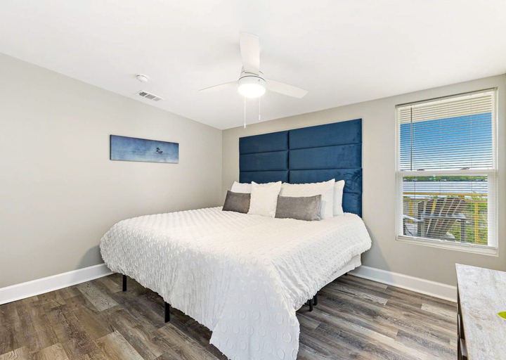 Room 5, Bay-view 5BR Gulf Shores Home, Sleeps 12, and Easy Beach Access, Baldwin