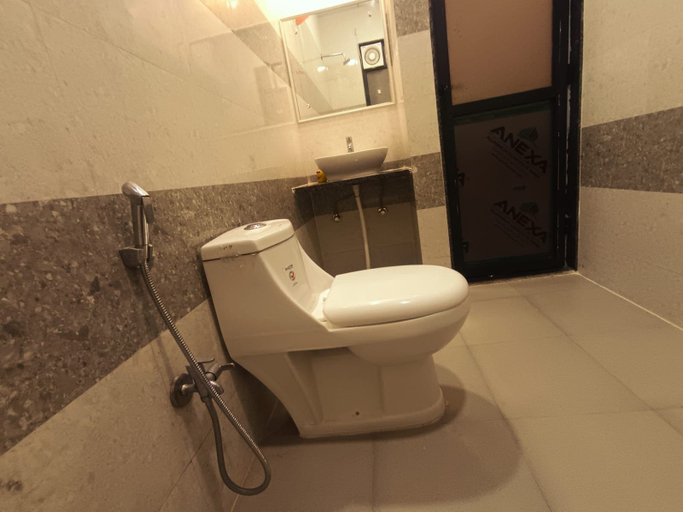 Bathroom 2, Rupam Bagh, Jaipur