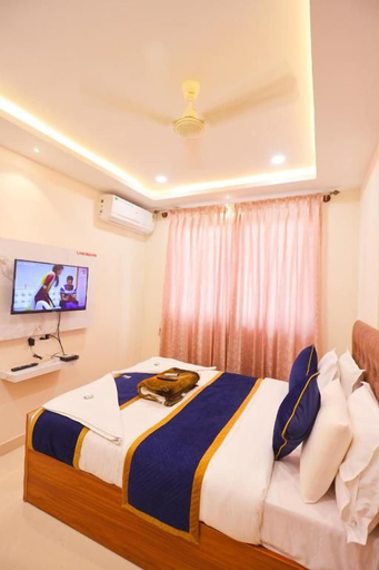 Room 2, S V GRAND INN, Bangalore