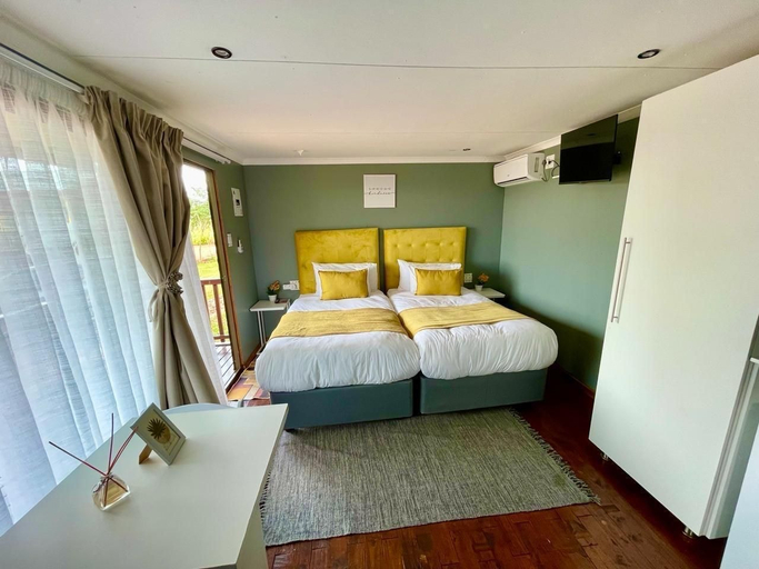 Bedroom 3, Damview Eco Lodge, Vhembe