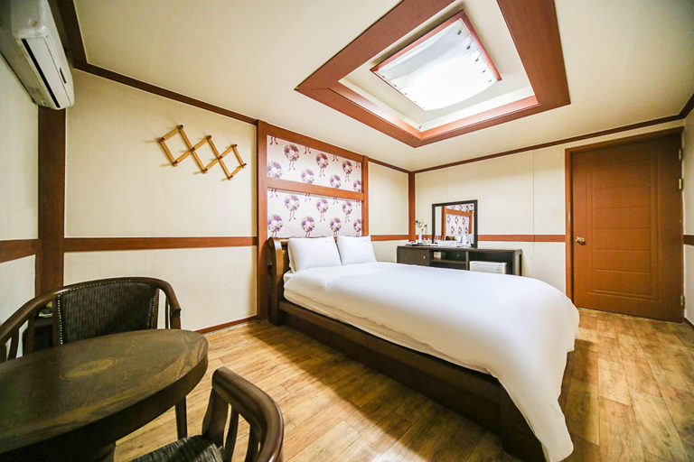 Bedroom 3, Sokcho Mirage, Sokcho
