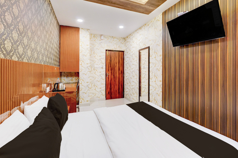 Room 5, Super Collection O Kundrathur, Kancheepuram