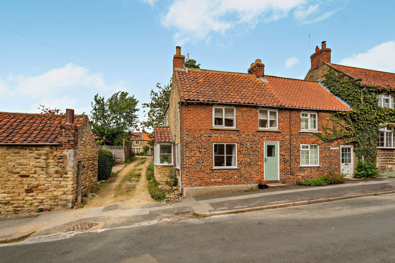Room 4, Host Stay - Hatton Rose Cottage, North Yorkshire