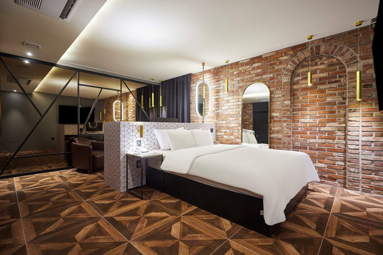 Bedroom 4, SangSang Hotel, Anyang
