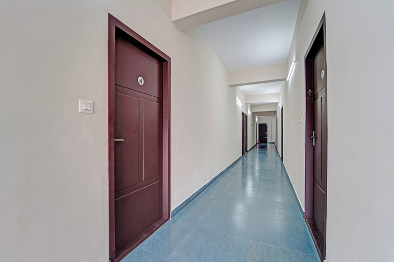 Interior 4, Super Hotel O Ambalamedu Puthenkurish, Ernakulam