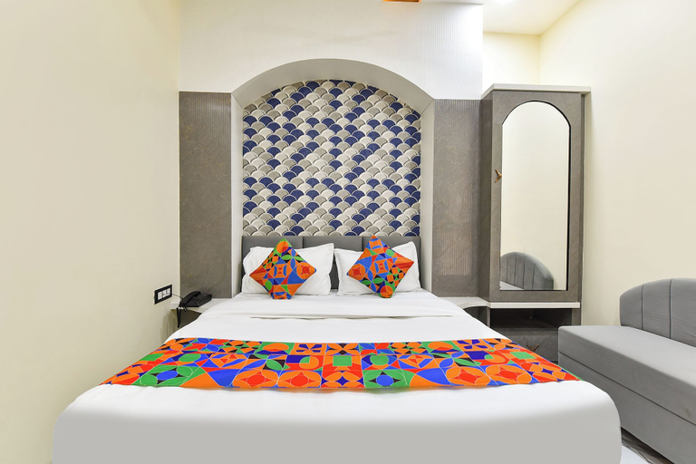 Room 4, FabHotel B1, Indore