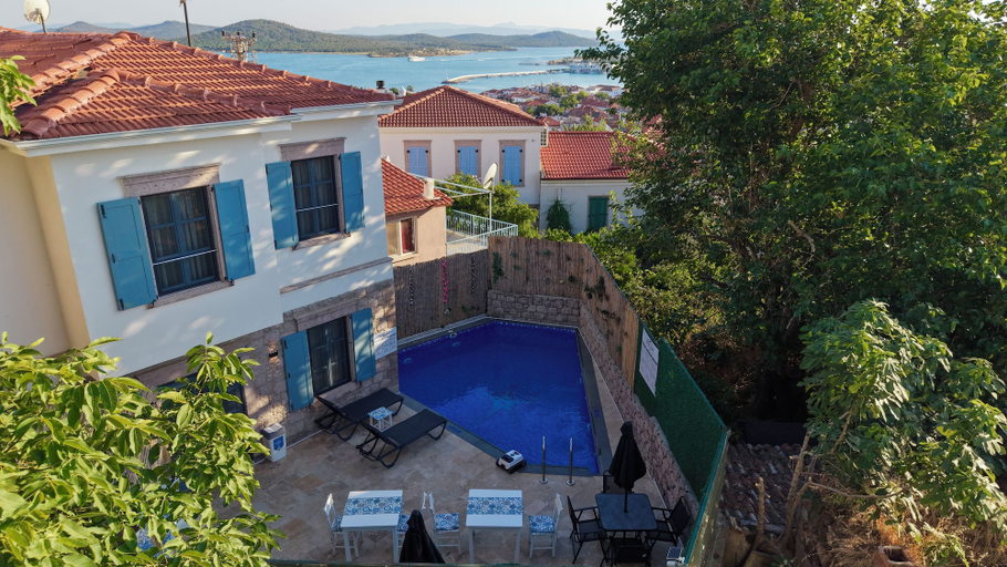 Pool 4, Alyurt Cunda, Ayvalık