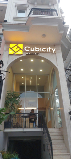 Reception 2, Cubicity Nguyen Truong To, District 4