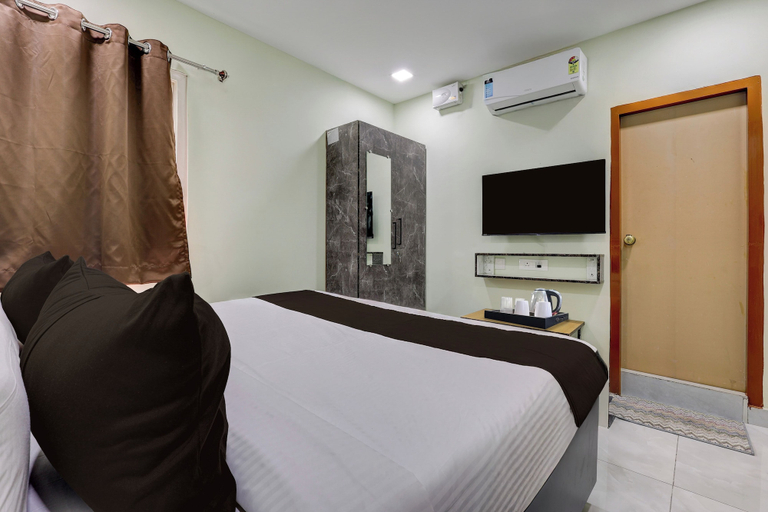 Room 5, Hotel O Krishna Riverview Vijayawada, Krishna