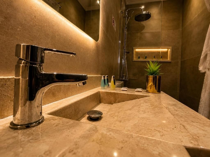 Bathroom 2, Terrace Pyramids View, Al-Ahram