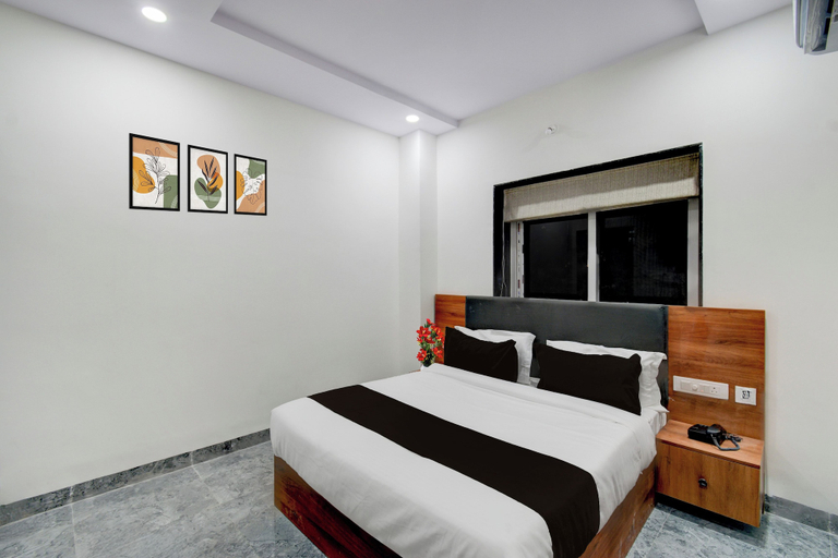 Room 5, Townhouse Oak L B Nagar Metro Station, Ranga Reddy