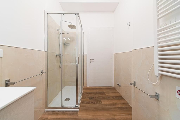Bathroom 2, Venturini Suites, Bologna
