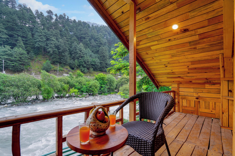 Property grounds 5, DanCenter Riverside Lexus Regency, Anantnag