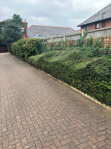 Property grounds 3, Beach Flat in Blundellsands, Availble Again, Sefton