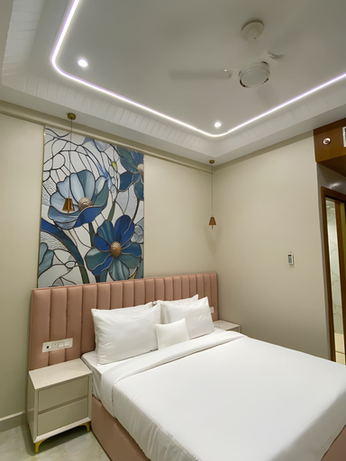 Room 5, Aliste Hotel Prem Mandir Vrindavan, Mathura