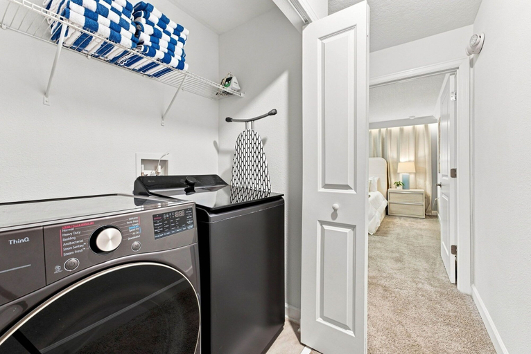Interior 4, Championsgate Home: Pool, Disney 15min, Sleeps 13, Osceola
