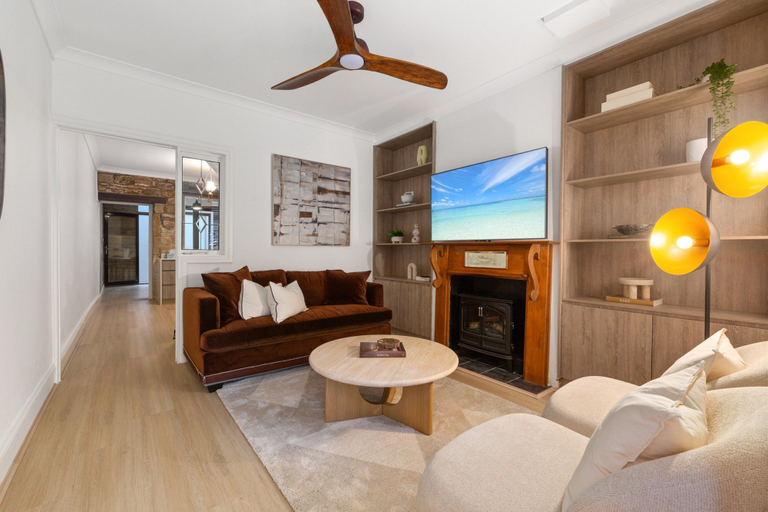 Primary image, Stylish 2-bed House Near Sydney CBD, Sydney