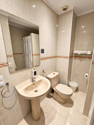 Bathroom 2, LEVEL Mallorca - Living, Baleares