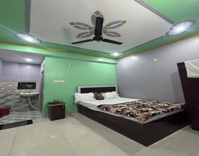 Room 4, Hotel Laxmi Inn, Patna