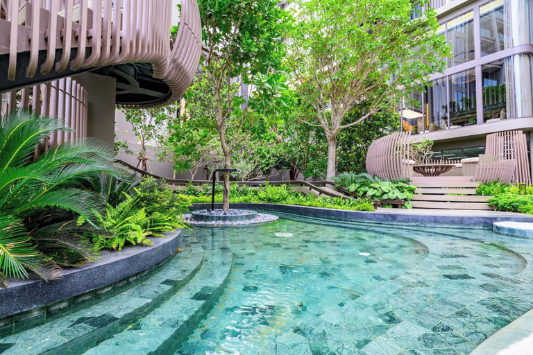 Pool 4, Beachfront 1BDR Condo (PE24), Sattahip