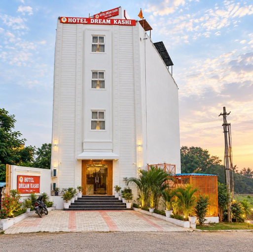Front of property 4, Hotel Dream Kashi, Faizabad