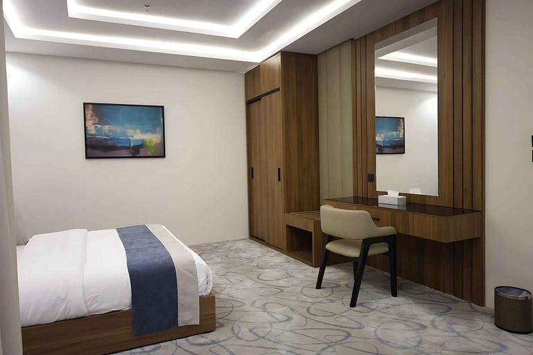 Room 3, RADIX MILLENNIUM