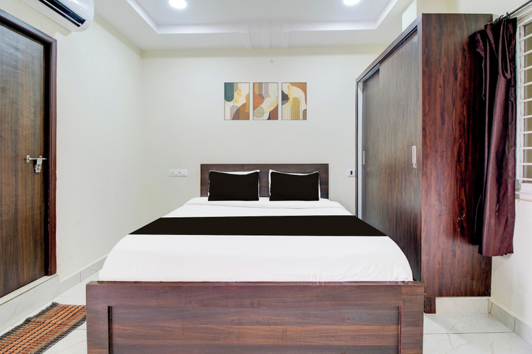 Bedroom 4, Hotel O Ramavarapadu Near PVR Icon, Krishna