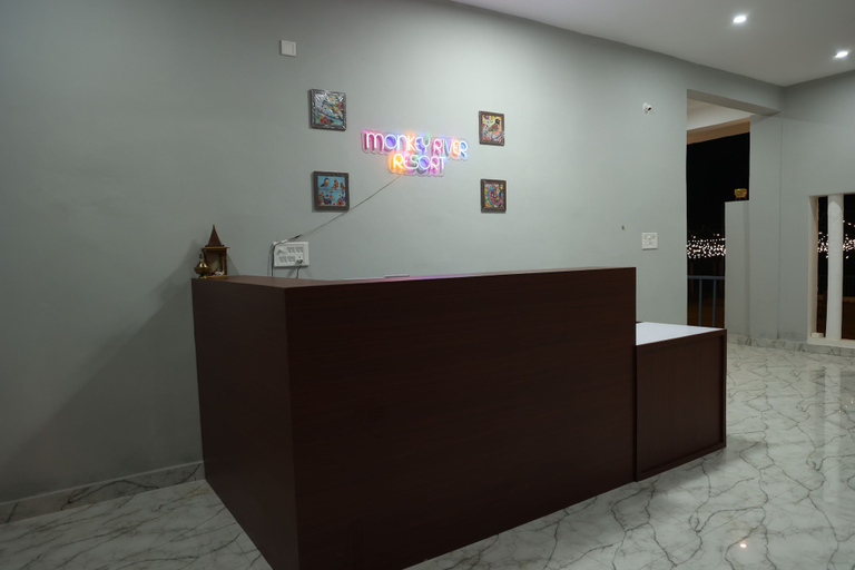 Lobby 1, Monkey River Resort, Panna