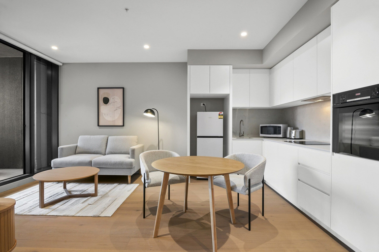 Living room 5, Skyline 1-bed Apartment Near Melbourne CBD, Melbourne