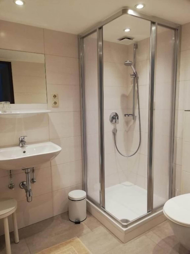 Bathroom 3, Appartement Vorderkasbichlhof, Zell am See