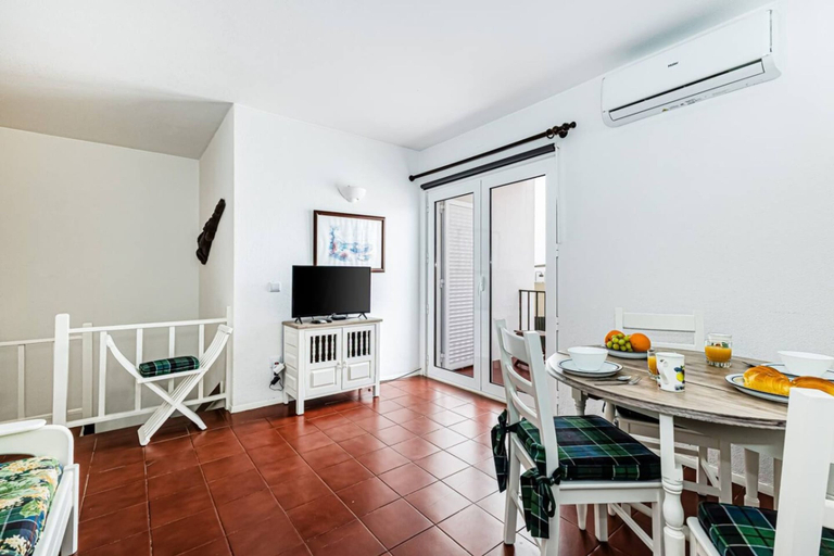Room 2, Azure Carvoeiro Sea View Central Location, Lagoa