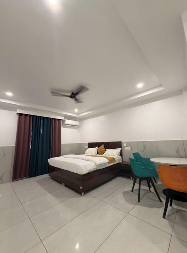 Room 3, Apni Haveli Hotel And Family Restaurant, Udham Singh Nagar