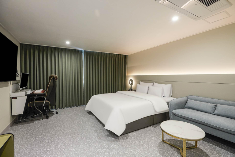 Bedroom 4, HOTEL LIV LIFE, Siheung