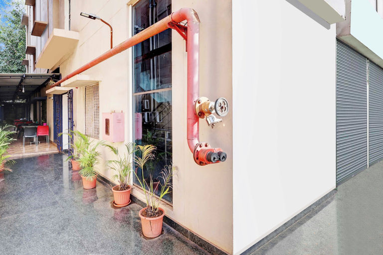 Property grounds 5, Townhouse Dabagardens Nr Railway Station, Visakhapatnam