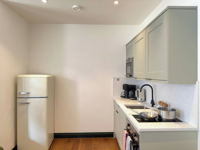 Interior 4, Chic Exposed-brick 1BR - Manchester Centre - Gym, Manchester